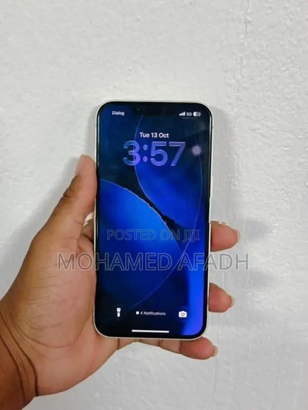 Apple iPhone 14 (Used)