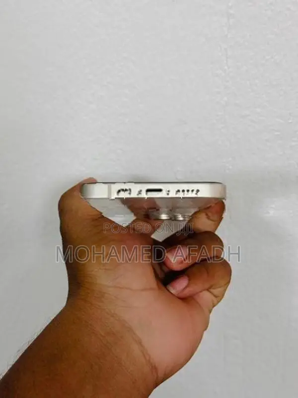 Apple iPhone 14 (Used)