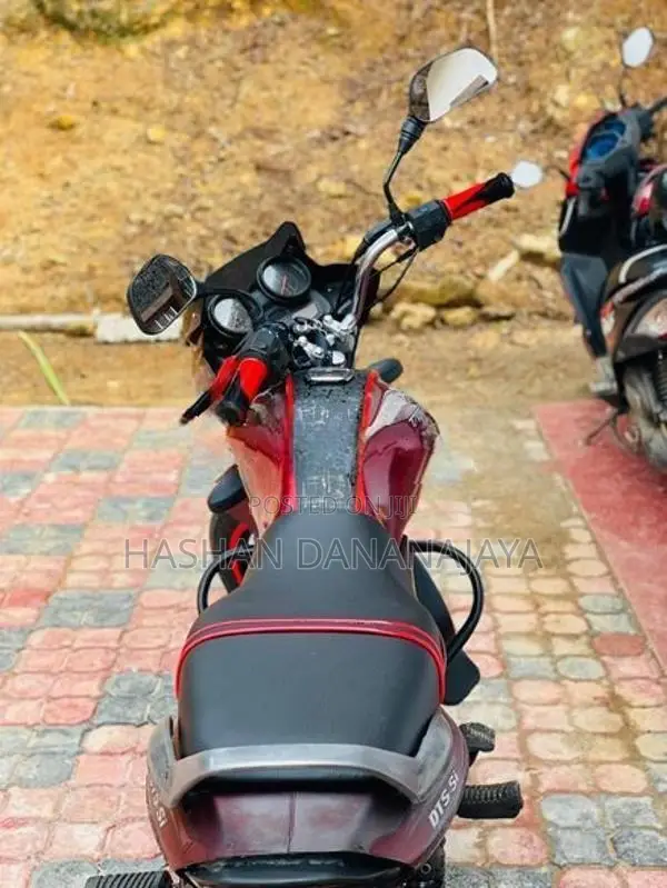 Bajaj Discover 2010