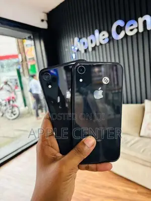 Apple iPhone XR (Used)