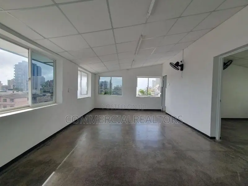 1866 Sq.Ft. Commercial Floor For Rent - Colombo 06