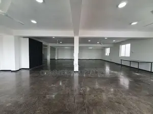 1866 Sq.Ft. Commercial Floor For Rent - Colombo 06