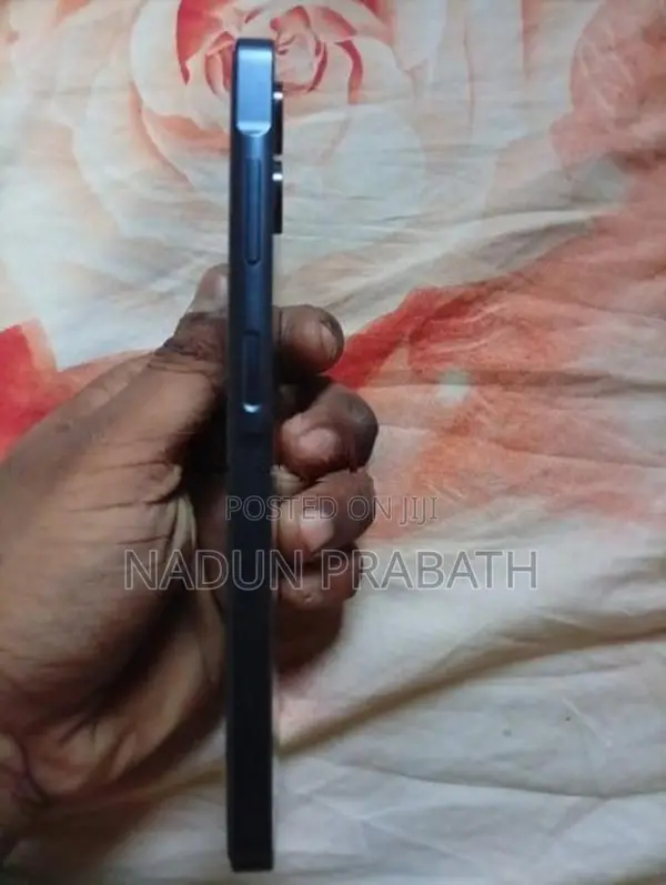 Samsung Galaxy A06 (Used)