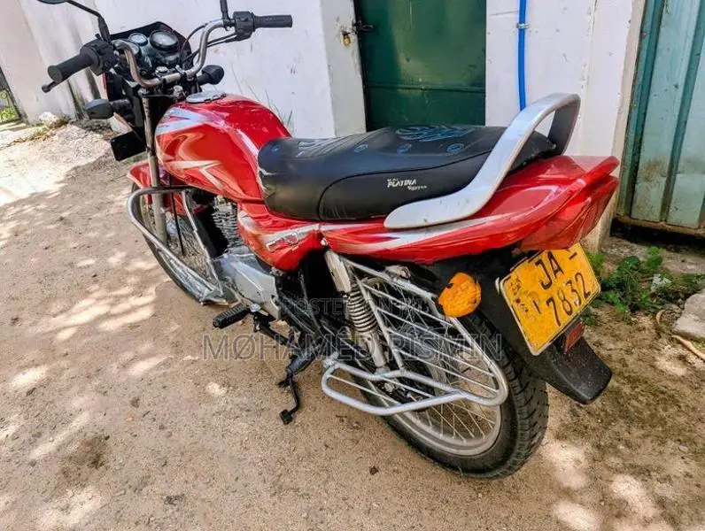 Bajaj Caliber 100 2004