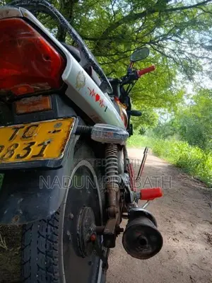 TVS Victor 2007