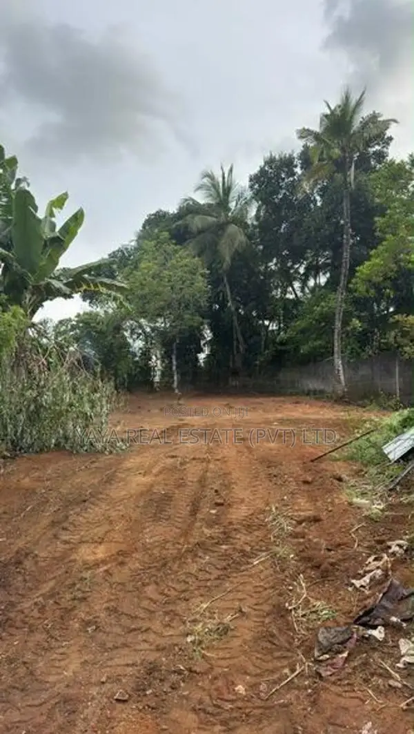 Residential Land for Sale in Athurugiriya