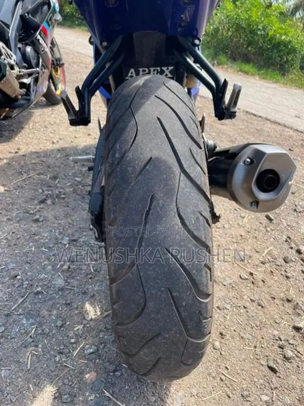 Yamaha R15 2019