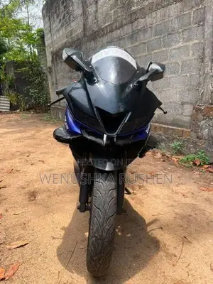 Yamaha R15 2019