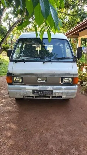 Nissan Vanette 1998