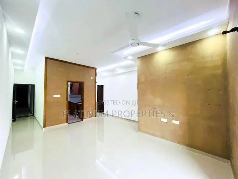 Super Luxury 3BR Garden Apartment For Sale In Canterbury Piliyandala