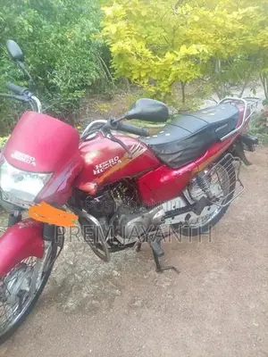 Hero CD 100 2002