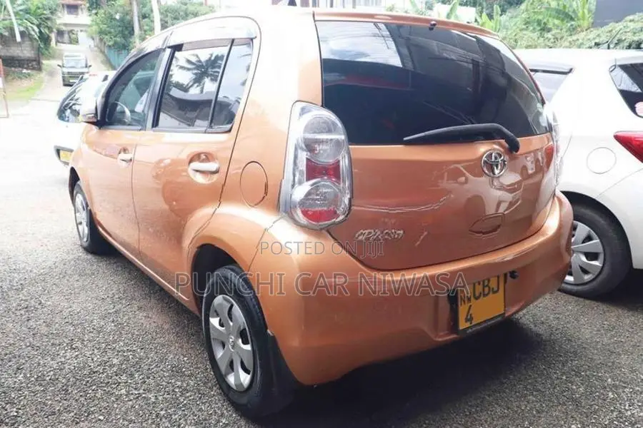 Toyota Passo 2014