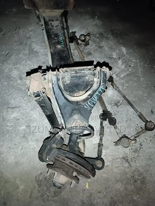 Nissan Vannette LD20 Front Bar Set