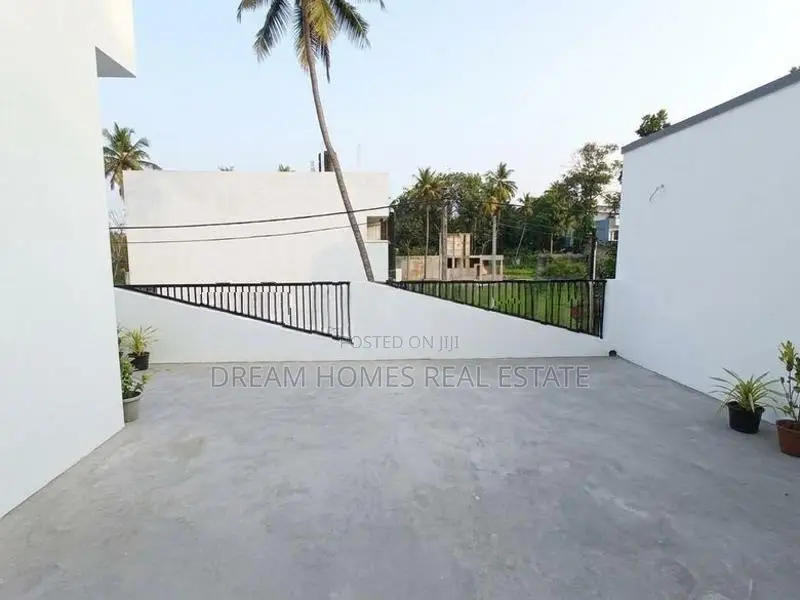 Two-Storey House For Sale – Madapatha Road, Piliyandala