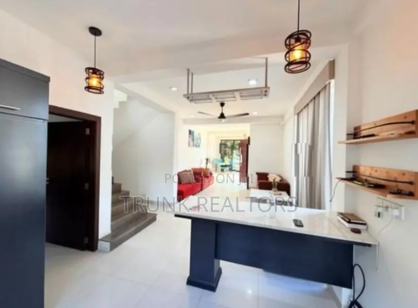 ￭ Kotte 04BR House For Rent (NK11970)