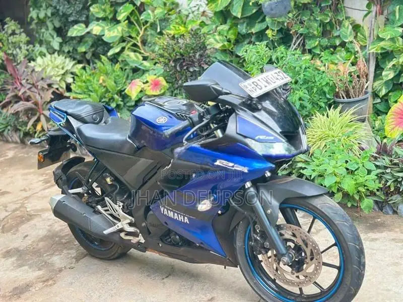 Yamaha R15 2019
