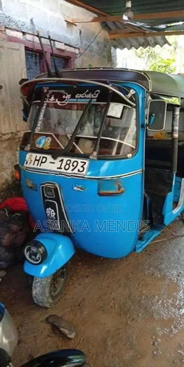 Bajaj RE 2006