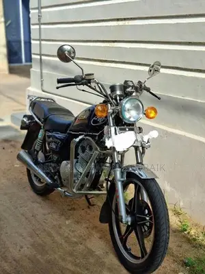 Suzuki GN 125 H 2017