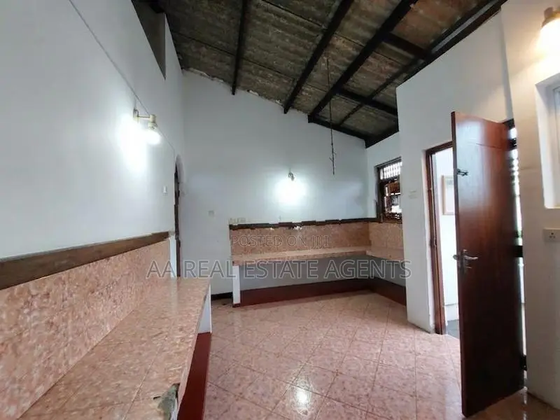 Two Storey House for Sale in Kolonnawa