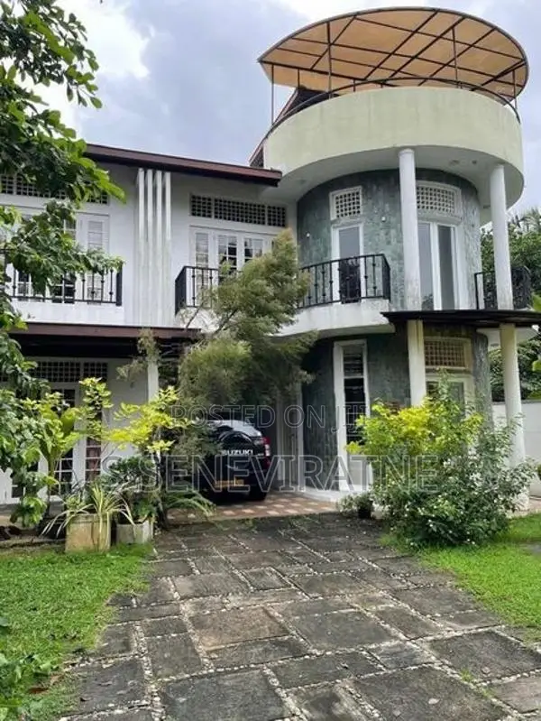 2 Storey Residential House For Sale - Lake Terrace Athurugiriya