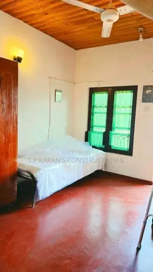 Well-Located 3-Bedroom House | Dehiwala