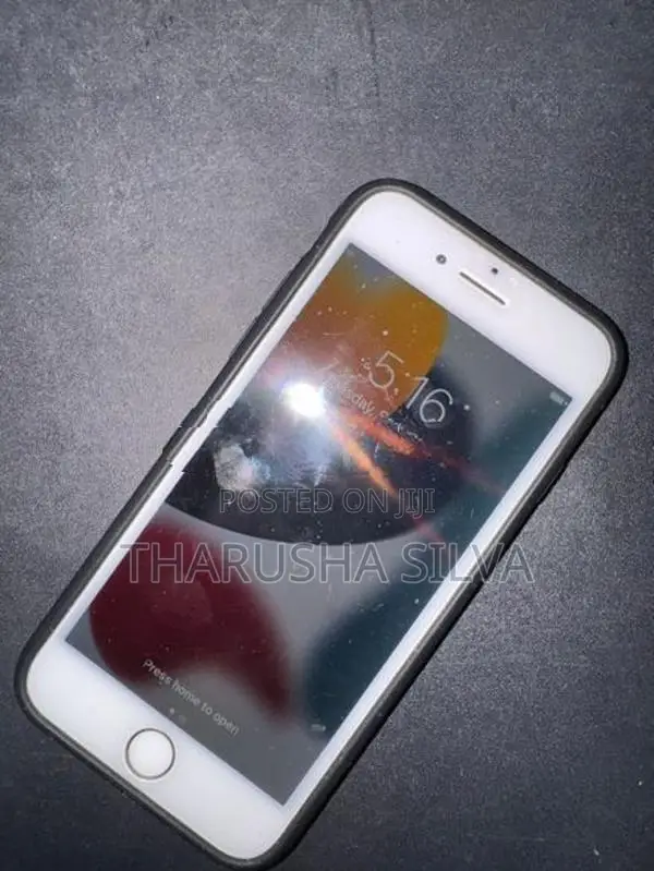 Apple iPhone 7 (Used)