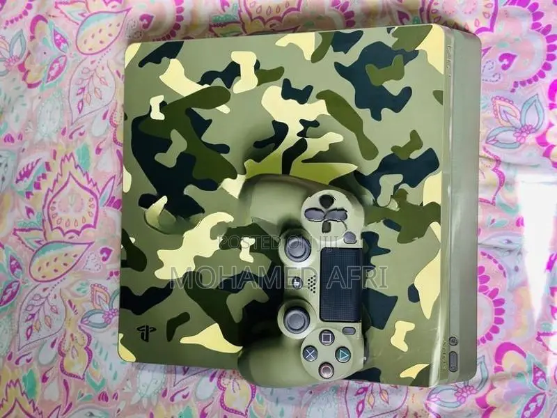 Sony Ps4 1TB Console With Controller ( Camo Edition )