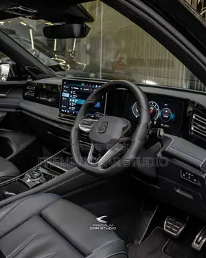 Volkswagen Tiguan R Line 2025