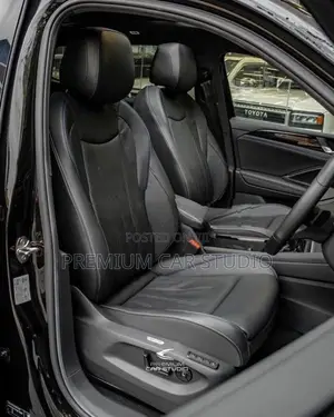 Volkswagen Tiguan R Line 2025