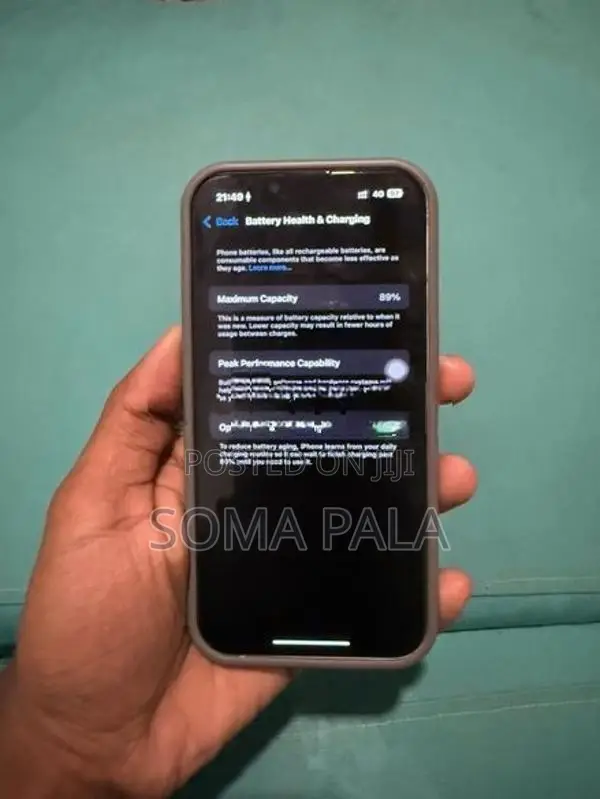 Apple iPhone 13 (Used)