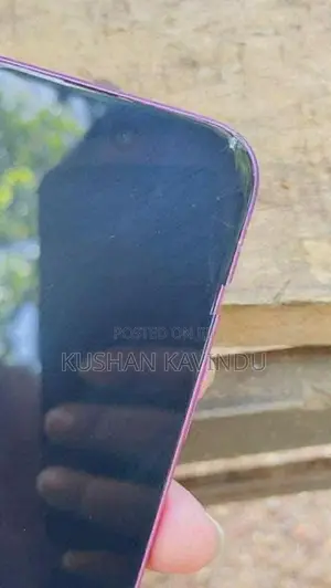 Apple iPhone 16 (Used)
