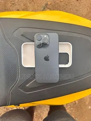 Apple iPhone 15 Pro (Used)