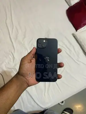 Apple iPhone 13 (Used)