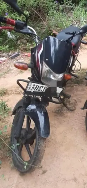 Bajaj Platina 100 2015