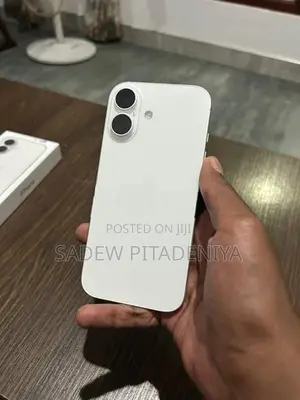 Apple iPhone 17 (Used)