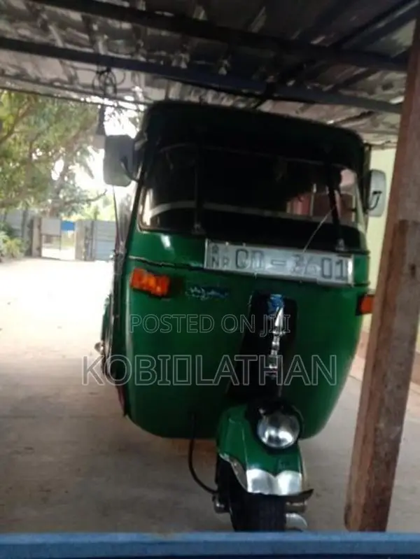 Bajaj RE 2006