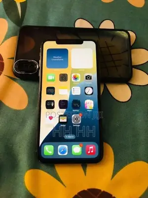 Apple iPhone XS Max (Used)
