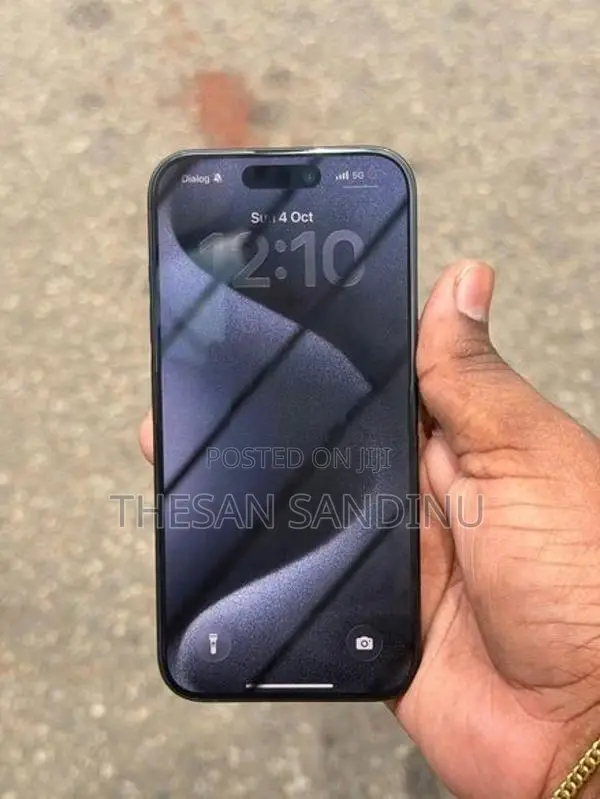 Apple iPhone 15 Pro 128GB (Used)