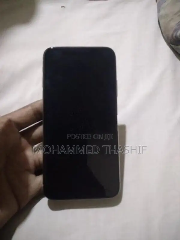 Apple iPhone X (Used)