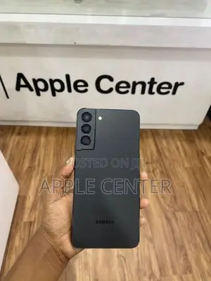 Samsung Galaxy S22+ (Used)