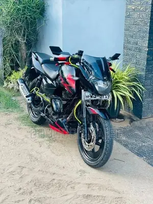 Bajaj Pulsar 180 2010