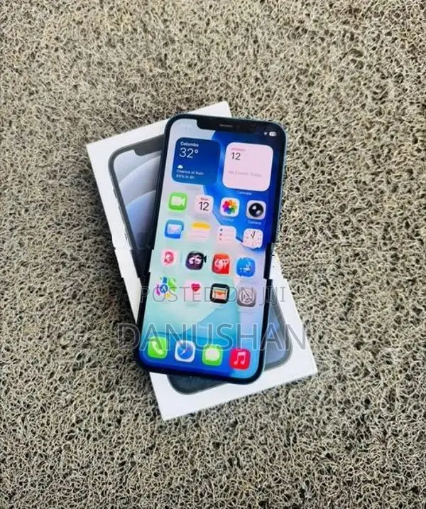 Apple iPhone 12 128GB (Used)