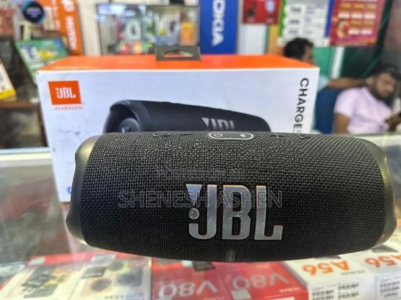 JBL Charge 5