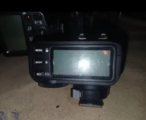 3 Tt600 Speed Lights, 12 Batteries Chargers X2 T Trigger