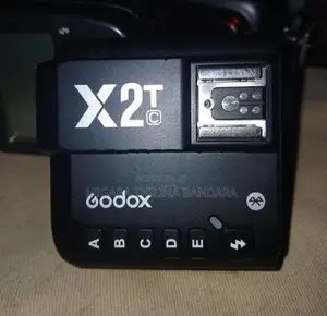 3 Tt600 Speed Lights, 12 Batteries Chargers X2 T Trigger