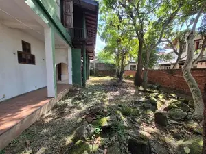 20.80 Perches Residential Land Valley Property In Nugegoda