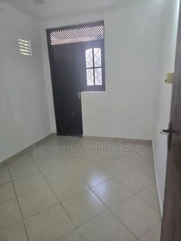 House For Sale In Wellawatta Colombo 6