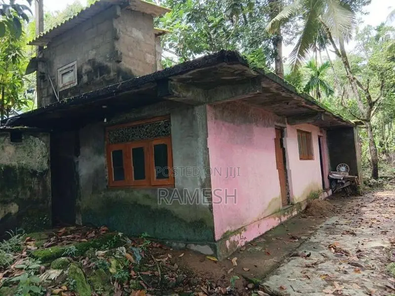 House with Land for Sale Agalawatta