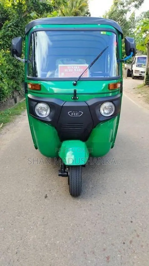 Bajaj RE 2026