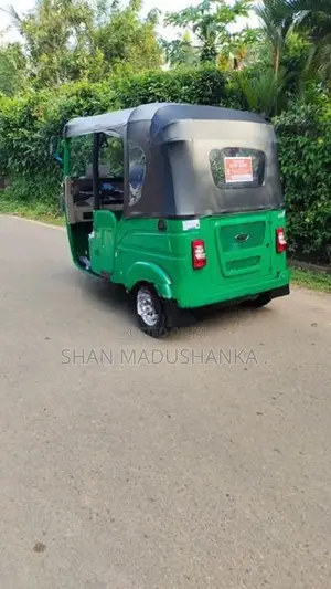 Bajaj RE 2026